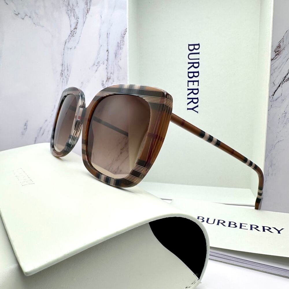 New Burberry Sunglasses Brown Check Square Frames Gradient Lens w/ Case BURBERRY - Picture 8 of 16